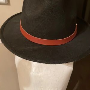 Felt hat